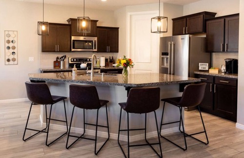 Bunkerville House | La Palmera by J & Amy B105512056 NEW