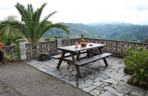 Carabano House | La Panera Blanca, a place with views.