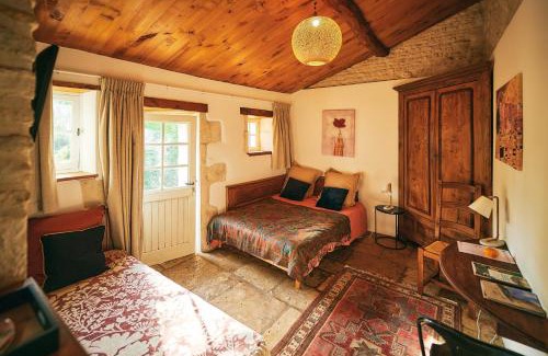 Maillezais Bed & Breakfast | La Parenthèse Entre Abbaye et Venise Verte