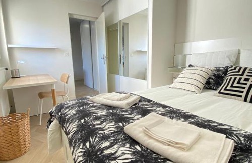 Le Mourillon Apartment | La Parenthese entre ville et mer parking prive -wifi - clim