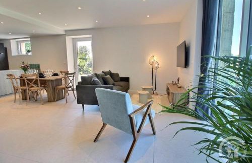 Tramain House | La parenthese