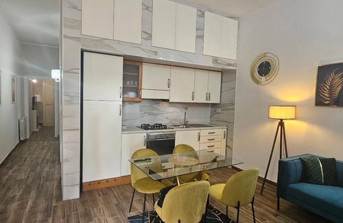 Monterotondo Apartment | "La Passeggiata" apartment.