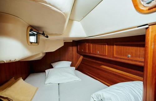 Bar Boat Rental | La Passjon