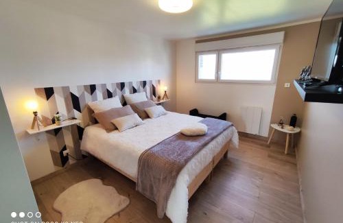 Hinges House | La pause au cub, maison cubique tout confort