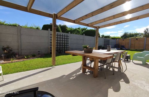 Hinges House | "La Pause au Cub" single-family home, all comforts