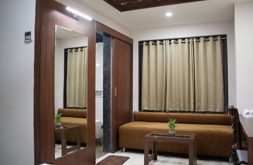 Bhopal Hotel | La Pearl - Bhopal