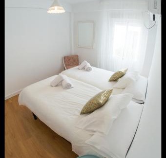 Huerta del Rey Vallellano Apartment | La Peluquería