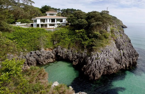 Pechon Villa | La Peninsula Pechon Cantabria, Luxury villa on the sea with heated pool