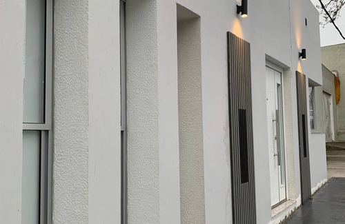 Nueva Helvecia House | La Perla