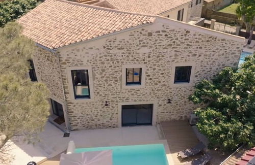 Montseret House | La Petite Écurie