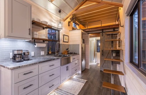 Wimberley House | La Petite: a Tiny House Tucked in Nature *Hot Tub*