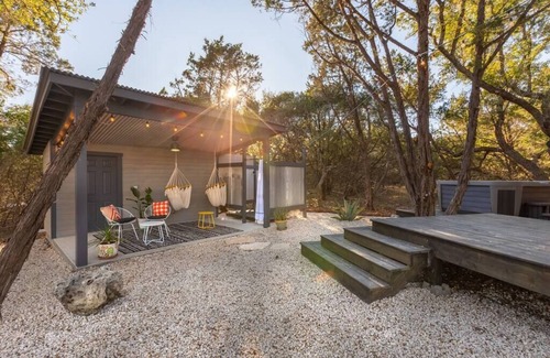 Wimberley House | La Petite: a Tiny House Tucked in Nature *Hot Tub*