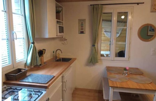 Champeaux Apartment | La petite enseigne ⭐ Near France's most beautiful km