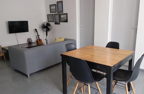 Saint-Florent-le-Vieil Apartment | La Petite Florentine