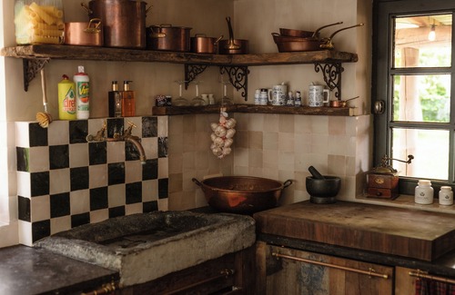 Lawijn Cabin | La Petite Foret | Antique Greenhouse in Brussels' Countryside
