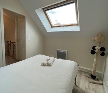 Saint-Jouan-des-Guerets House | La Petite Motte