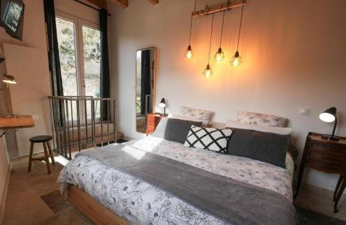 Aspres-sur-Buech Apartment | La Petite Grange