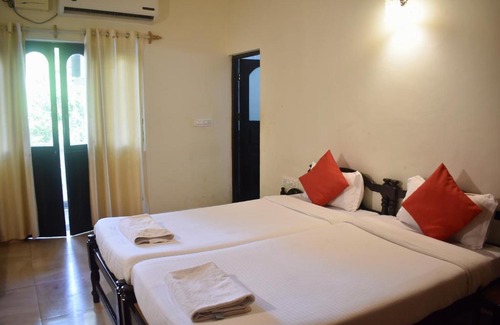 Marmagao House | La Petite Guest House