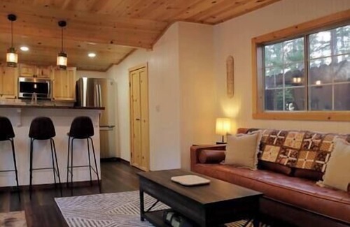 Idyllwild House | La Petite - Heart of Town - Stunning Remodel