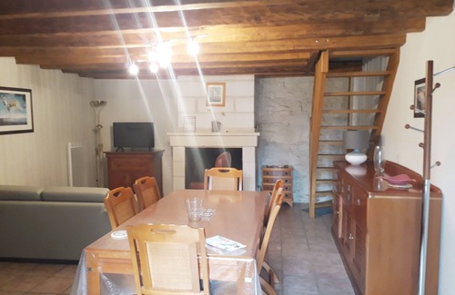 Savigny-sous-Faye House | "La petite Lucie" Country House - Near Futuroscope