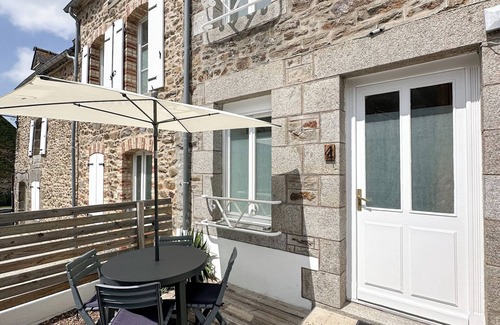 Tremereuc House | La Petite M