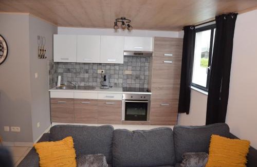 Neufchateau House | La petite maison