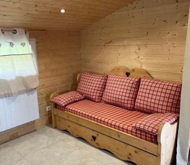 Champagney House | La petite maison