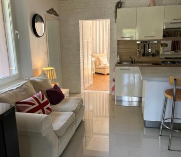 Corme Ecluse Apartment | La Petite Maison