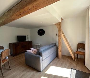 Silly-en-Gouffern House | La petite maison