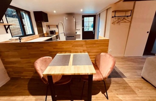 La Vaupaliere Ski Chalet | La petite Maison