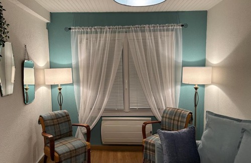 Pont-d'Ouilly House | La Petite Maison