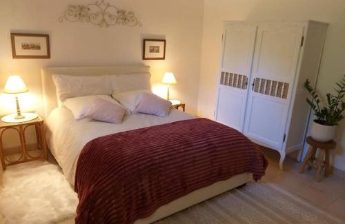 Champeaux House | La petite saunière - Chez Hélène - Gîtes en baie