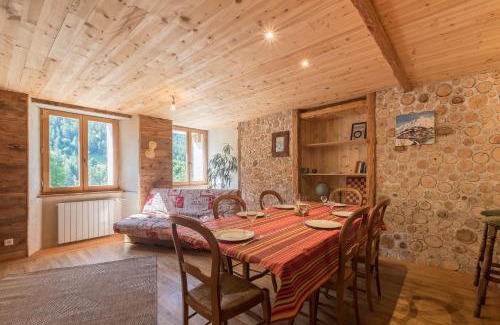 Saint-Paul-sur-Ubaye Apartment | La Petite Serenne - Vue Montagne
