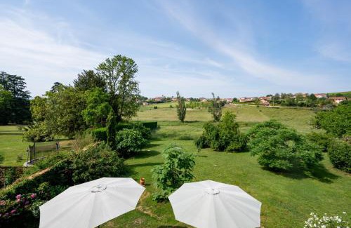 Saint-Verand Villa | La Petite Toscane en Beaujolais