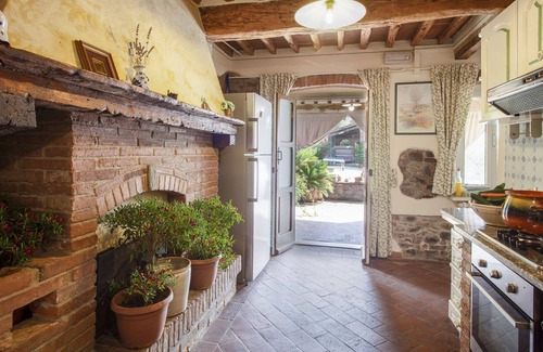Altopascio Villa | La Piaggia, Altopascio, Lucca and Viareggio