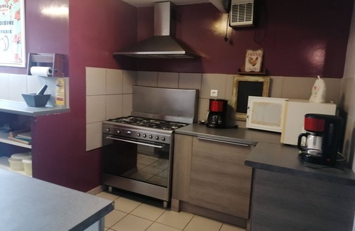 Cisternes-la-Foret House | La Picote, large gite for 15 people in a quiet, green setting