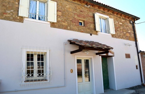 Orciano Pisano House | La Pieve Vecchia house, Rubino apartment