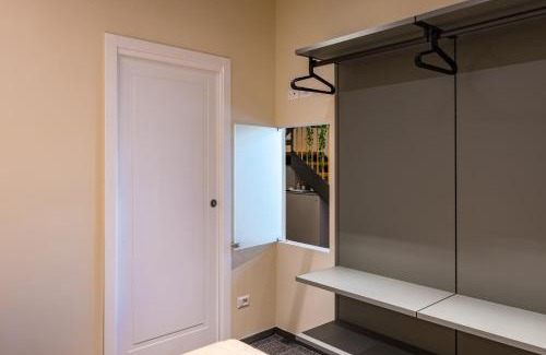 Vittorio Emanuele Apartment | La Pinacoteca Aparthotel by NapoliApartments