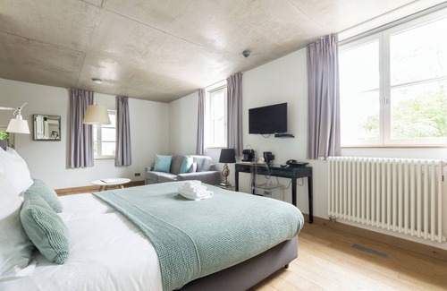 Ville Haute Hotel | LA PIPISTRELLE B&B HOTEL