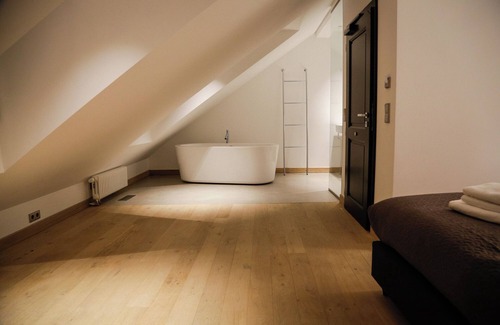 Ville Haute Hotel | LA PIPISTRELLE B&B HOTEL