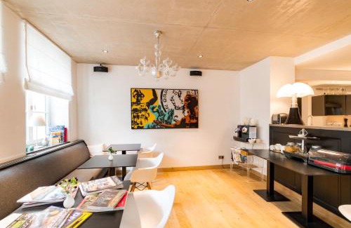 Ville Haute Hotel | La Pipistrelle Hotel