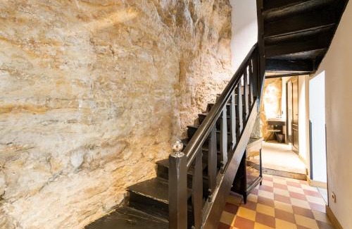 Ville Haute Hotel | La Pipistrelle Hotel