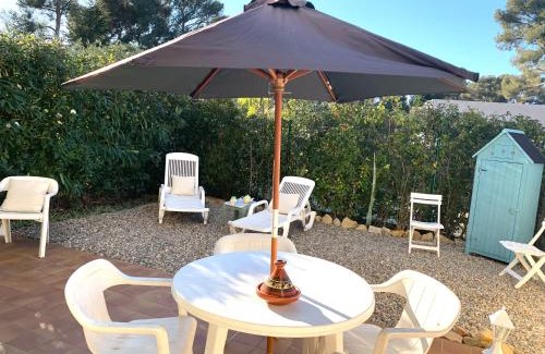 Sanary-sur-Mer Apartment | La plage, calme et jardin