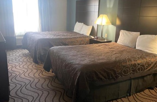 Freer Hotel | La Plaza Inn and Suites - Freer TX