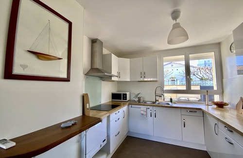 Aiguerelles House | La Poétique - Air-conditioned 3-bedroom house!
