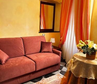 Borgo Antico Apartment | La Poesia Apartment