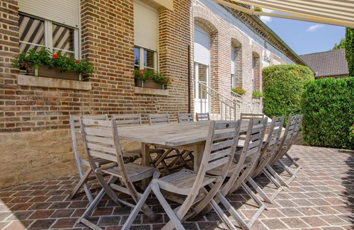 Chennegy House | La Pointe - CHENNEGY