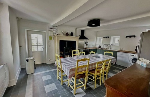 Tracy-sur-Mer House | La Pommeraie, house with very large garden