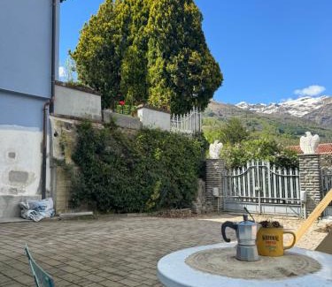 Favaro Apartment | La Porta Rossa