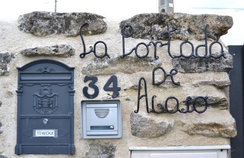 Martincano House | LA PORTADA DE ABAJO